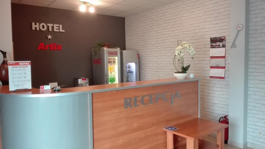 Hotel Artix Zbąszynek Exteriér fotografie